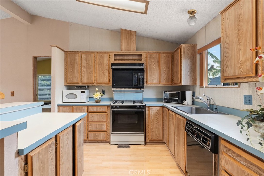 3050 W Ball Road 125G