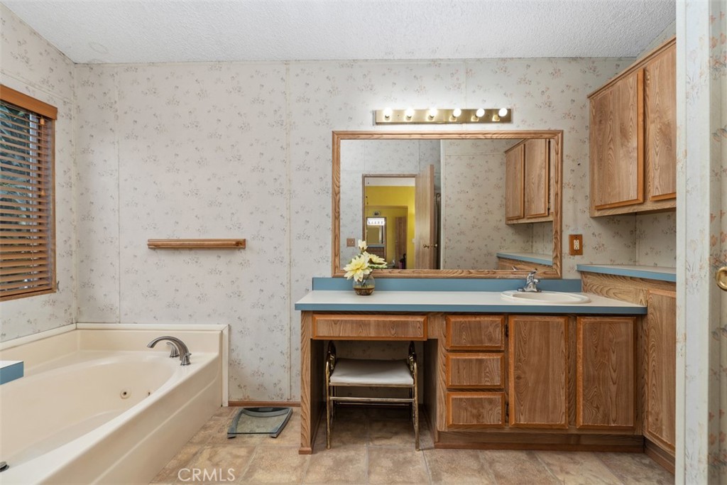 3050 W Ball Road 125G