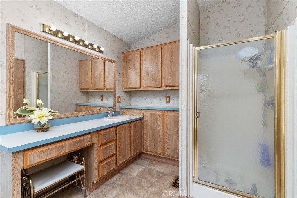 3050 W Ball Road 125G