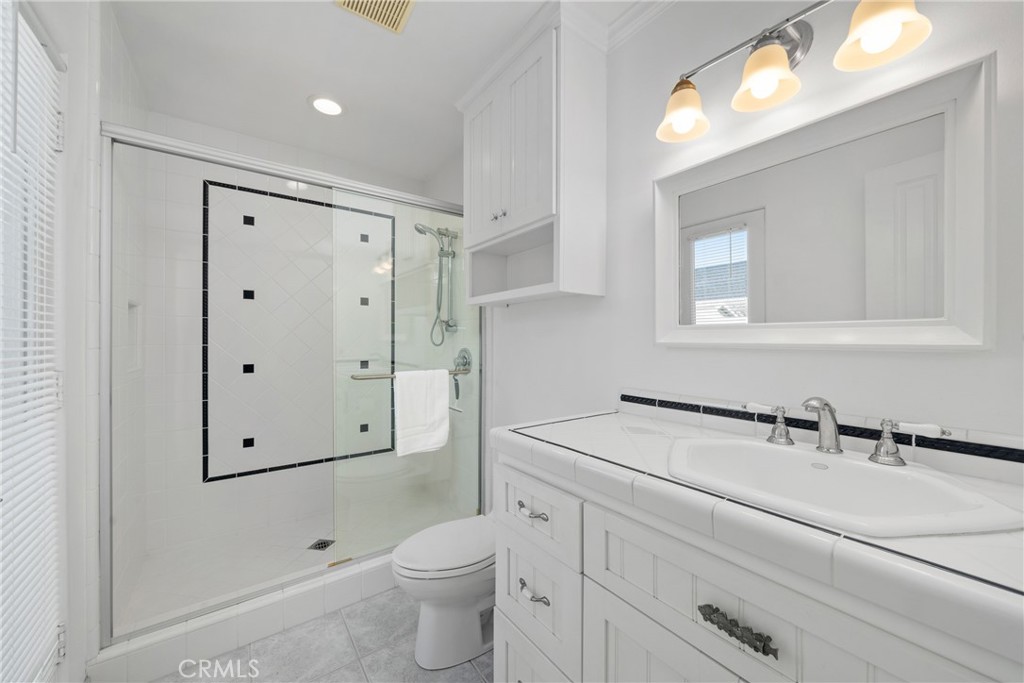 16685 S Pacific Avenue