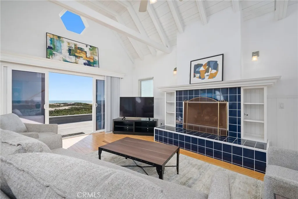 16685 S Pacific Avenue, Huntington Beach