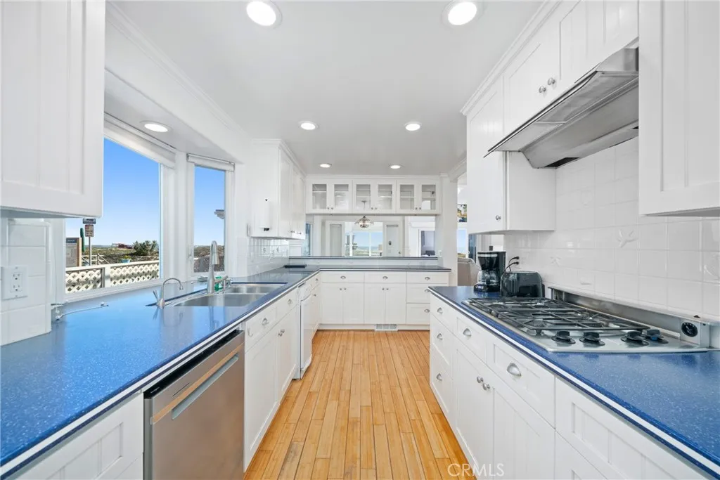 16685 S Pacific Avenue, Huntington Beach