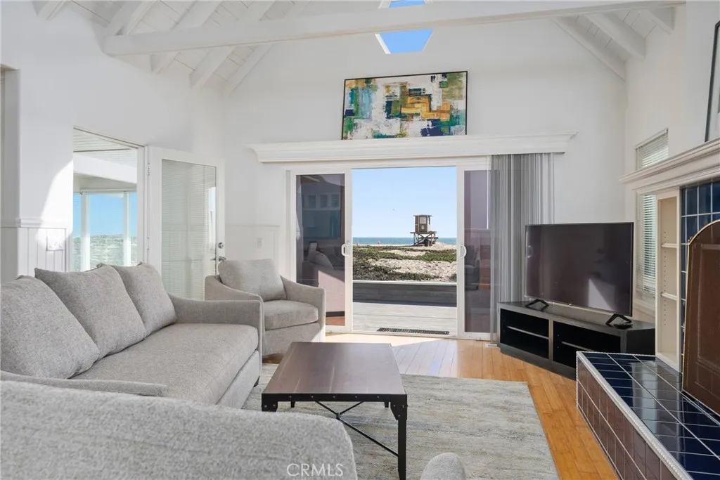 16685 S Pacific Avenue, Huntington Beach