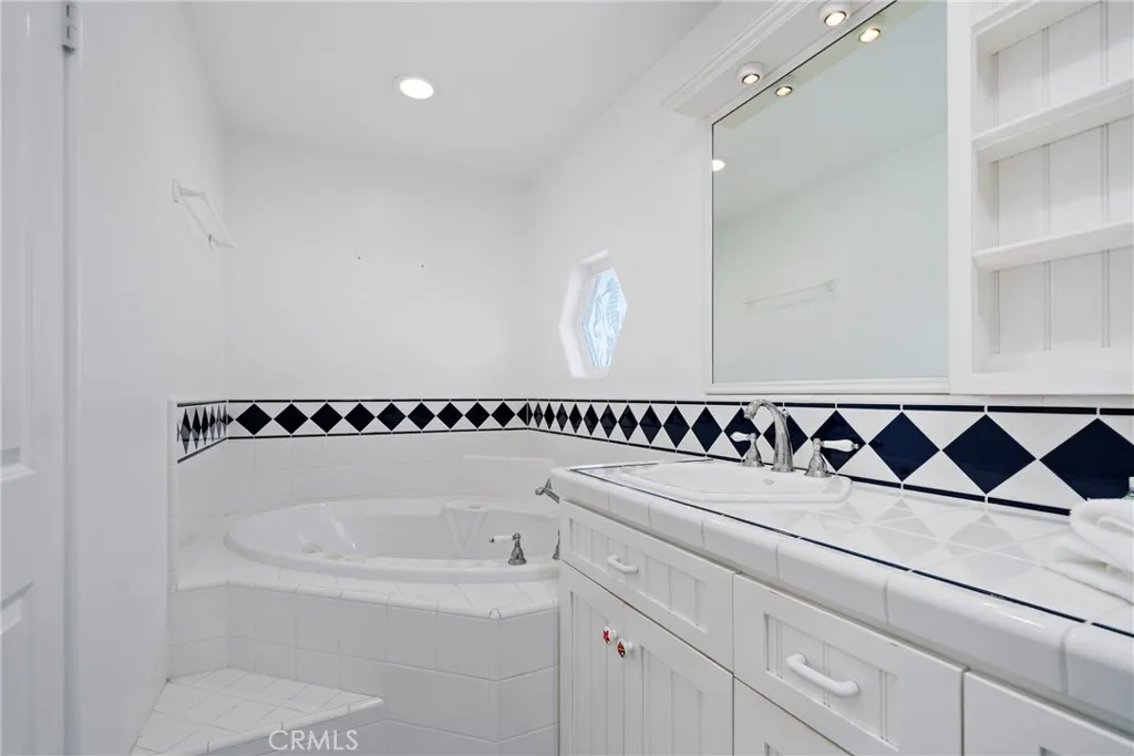 16685 S Pacific Avenue, Huntington Beach