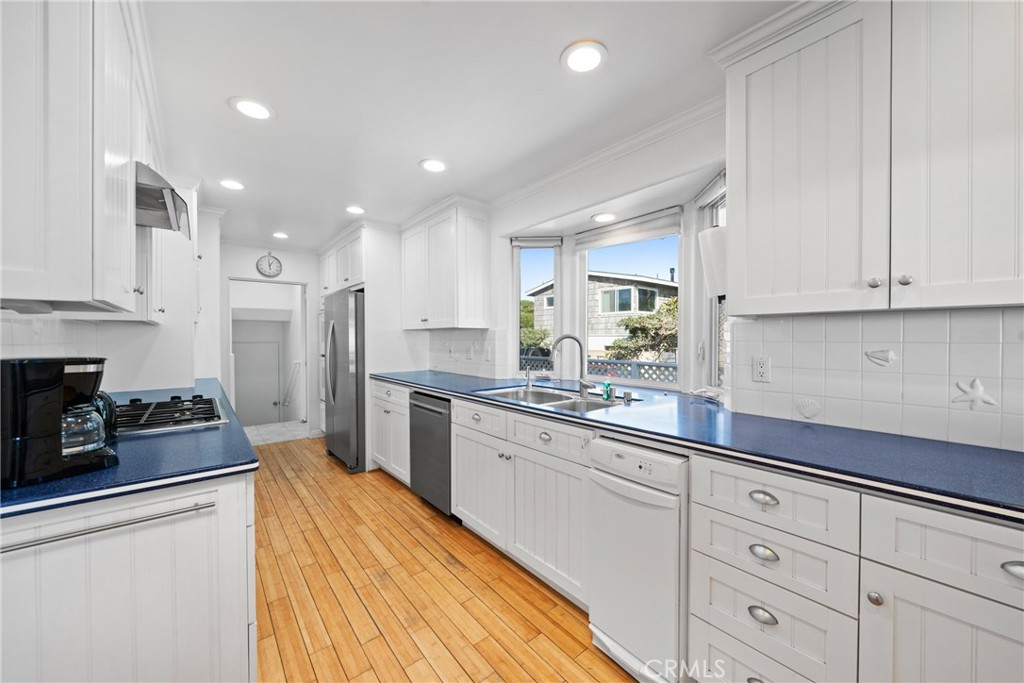 16685 S Pacific Avenue