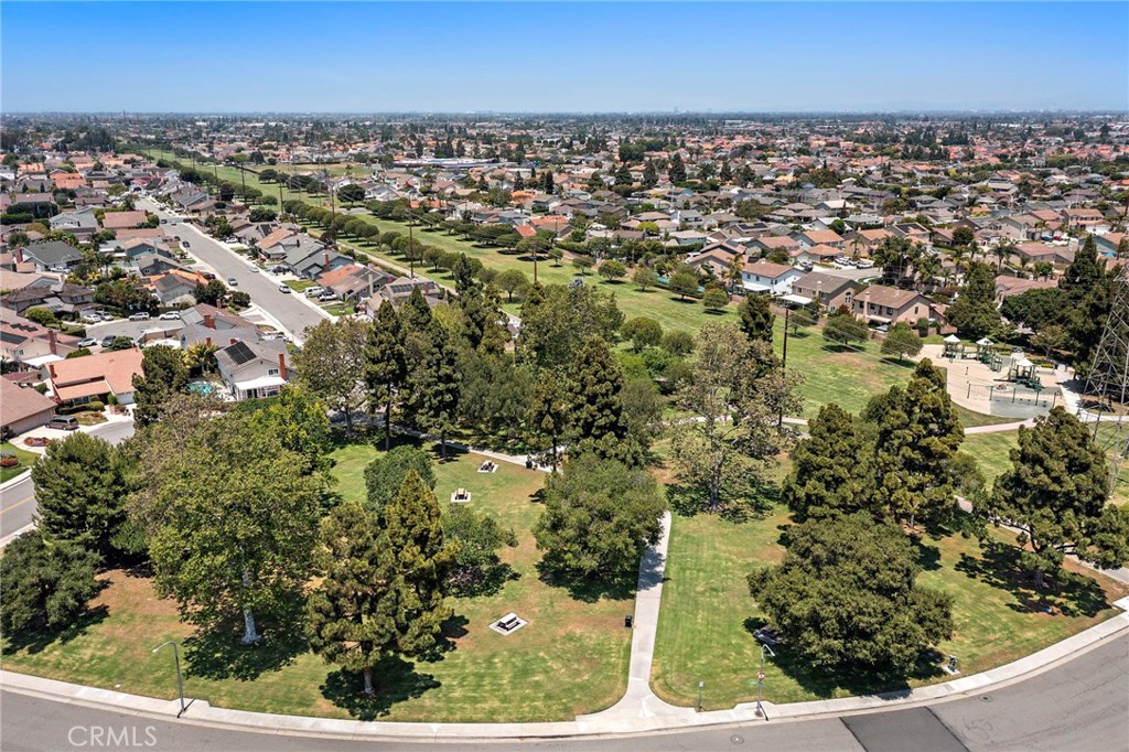 8604 Bluebird Avenue