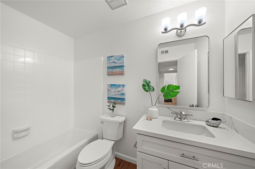 8604 Bluebird Avenue