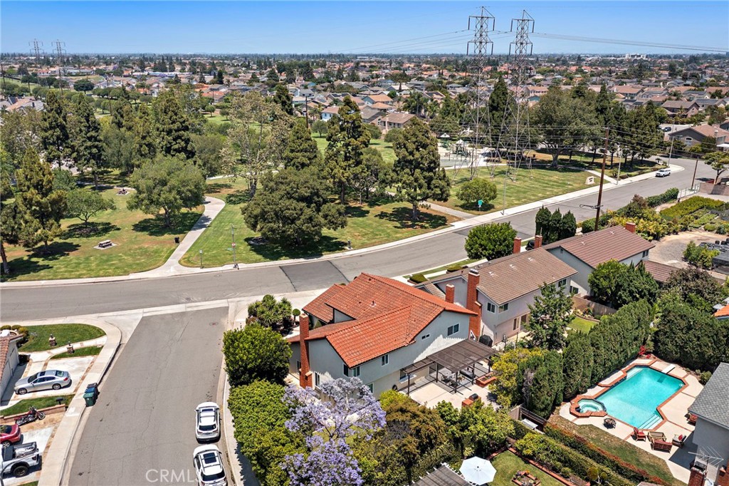 8604 Bluebird Avenue