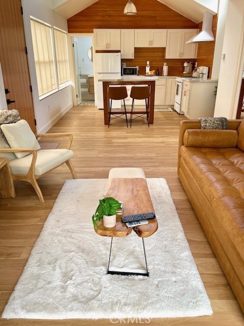 27353 Pacific Coast Highway