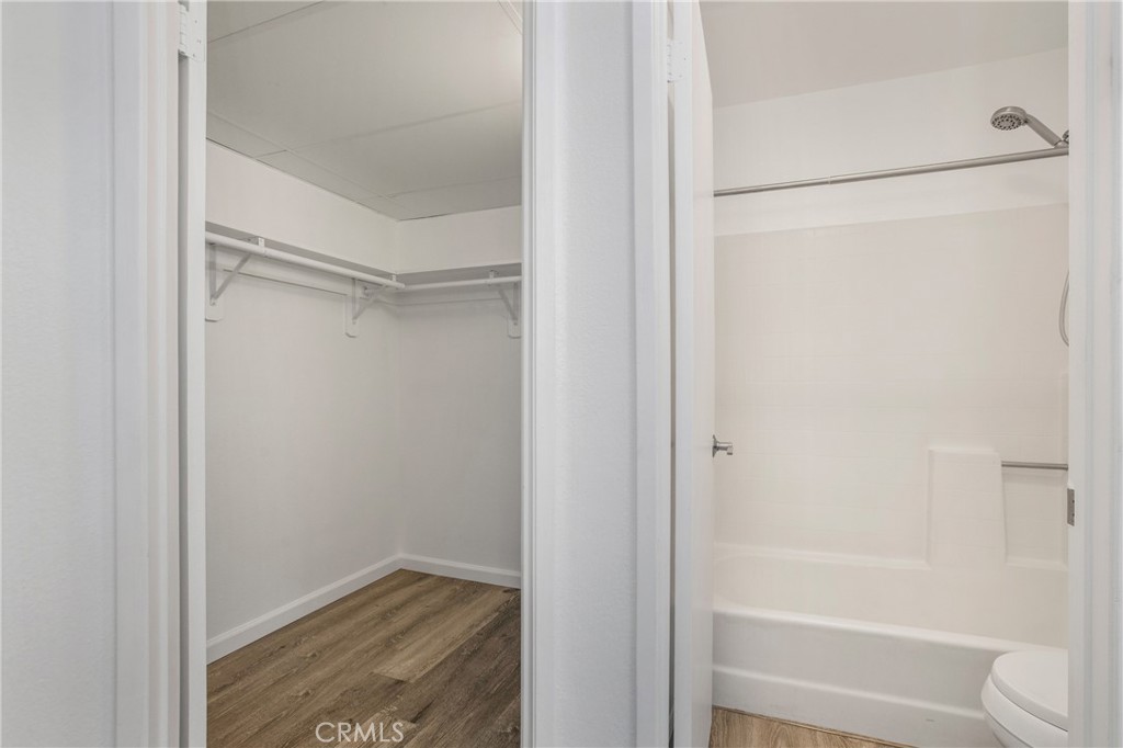 25712 Le Parc 40