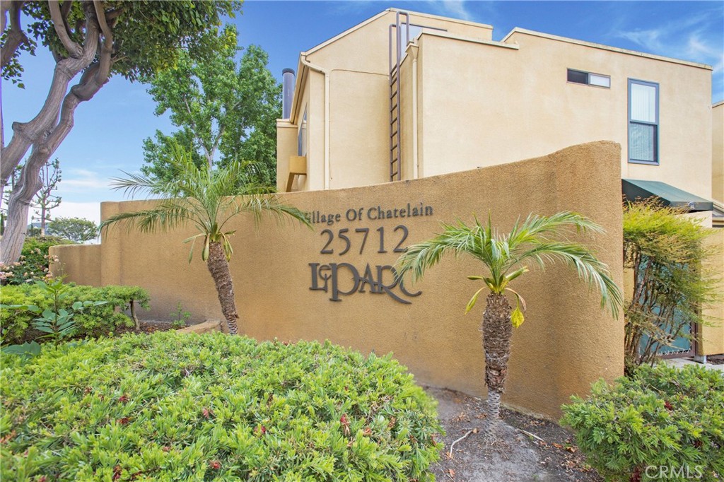 25712 Le Parc 40