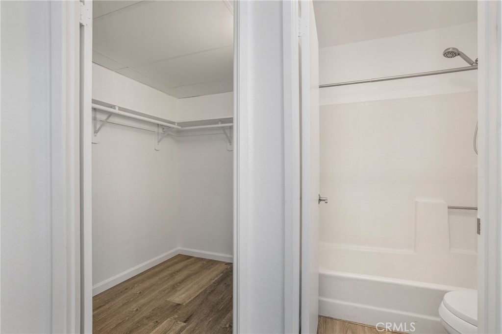 25712 Le Parc 40