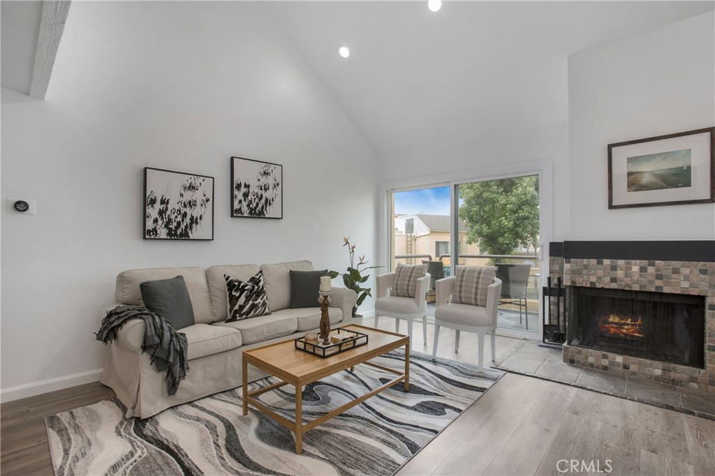 25712 Le Parc 40