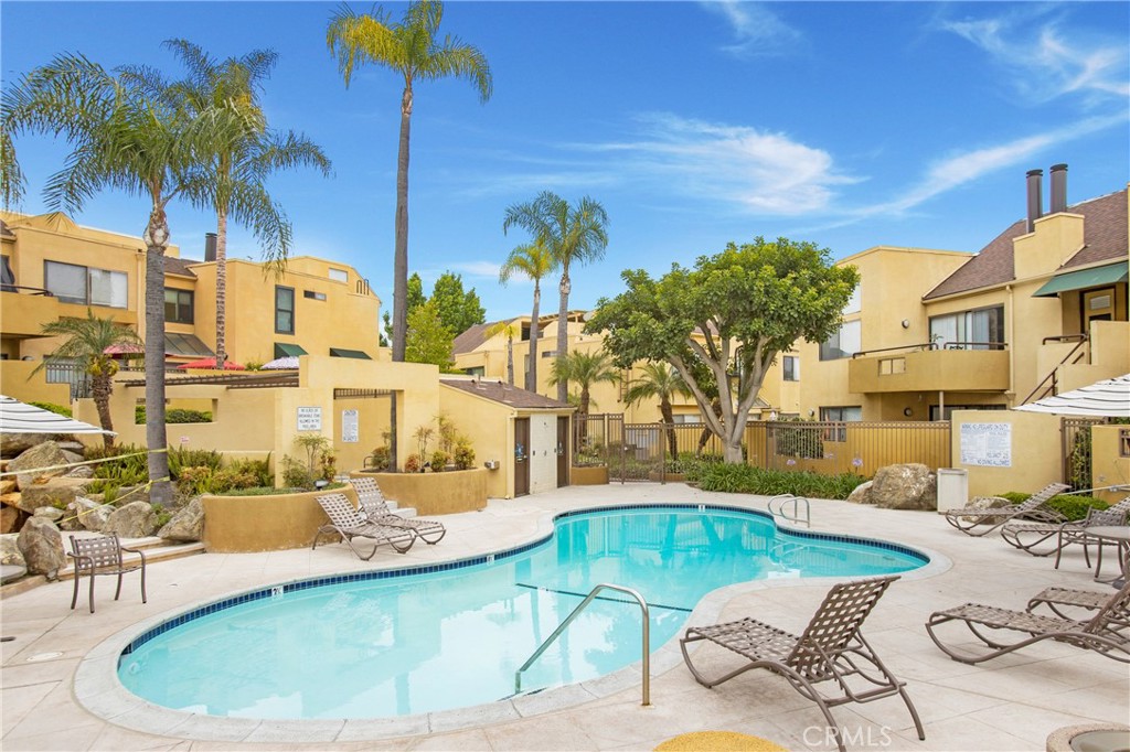 25712 Le Parc 40