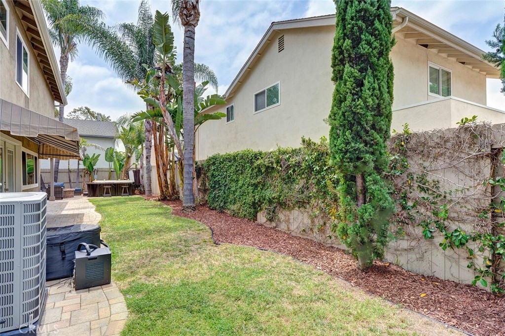 22702 Islamare Lane