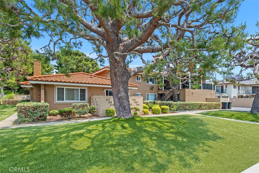 11782 Garden Grove Boulevard