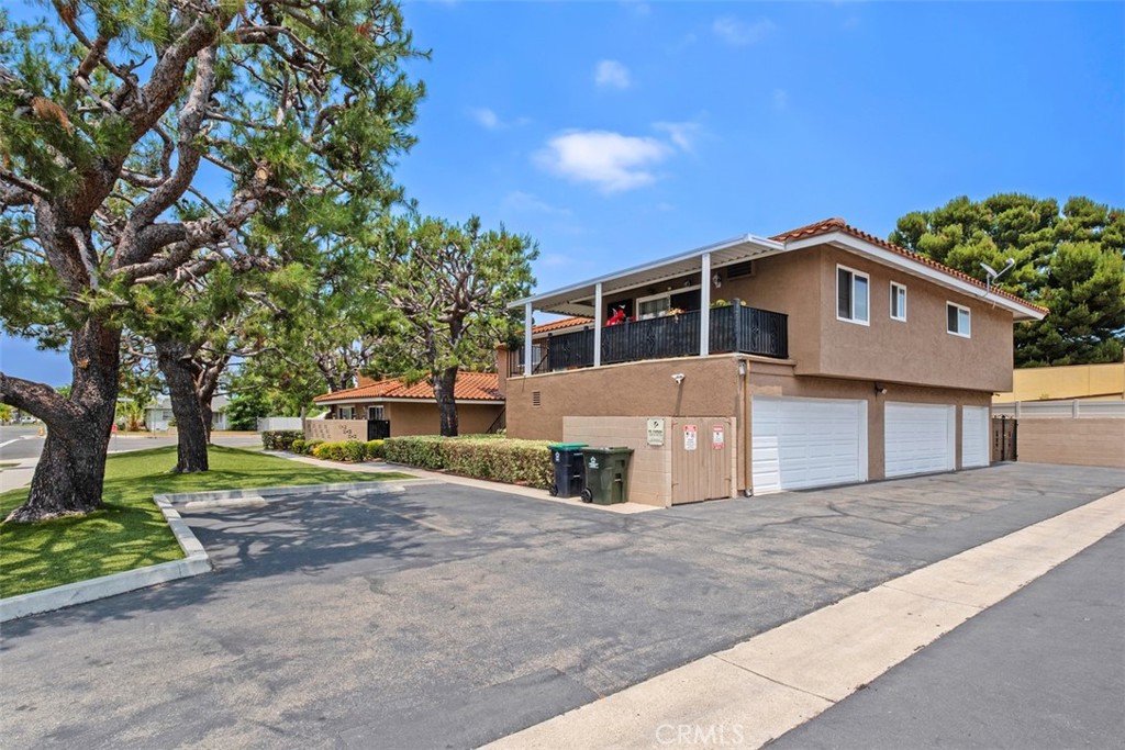 11782 Garden Grove Boulevard