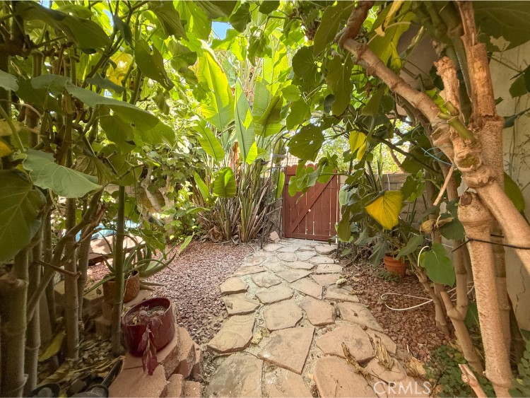 23356 Via San Miguel