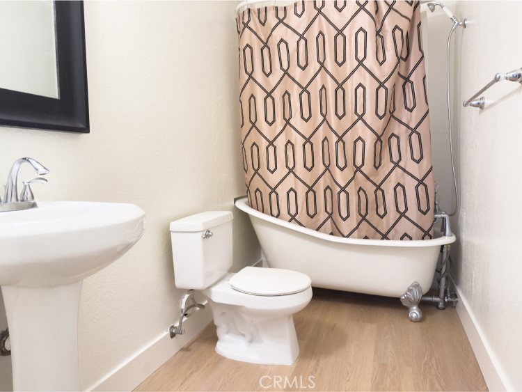 23356 Via San Miguel