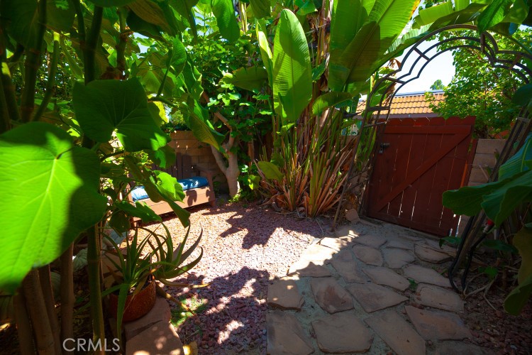 23356 Via San Miguel