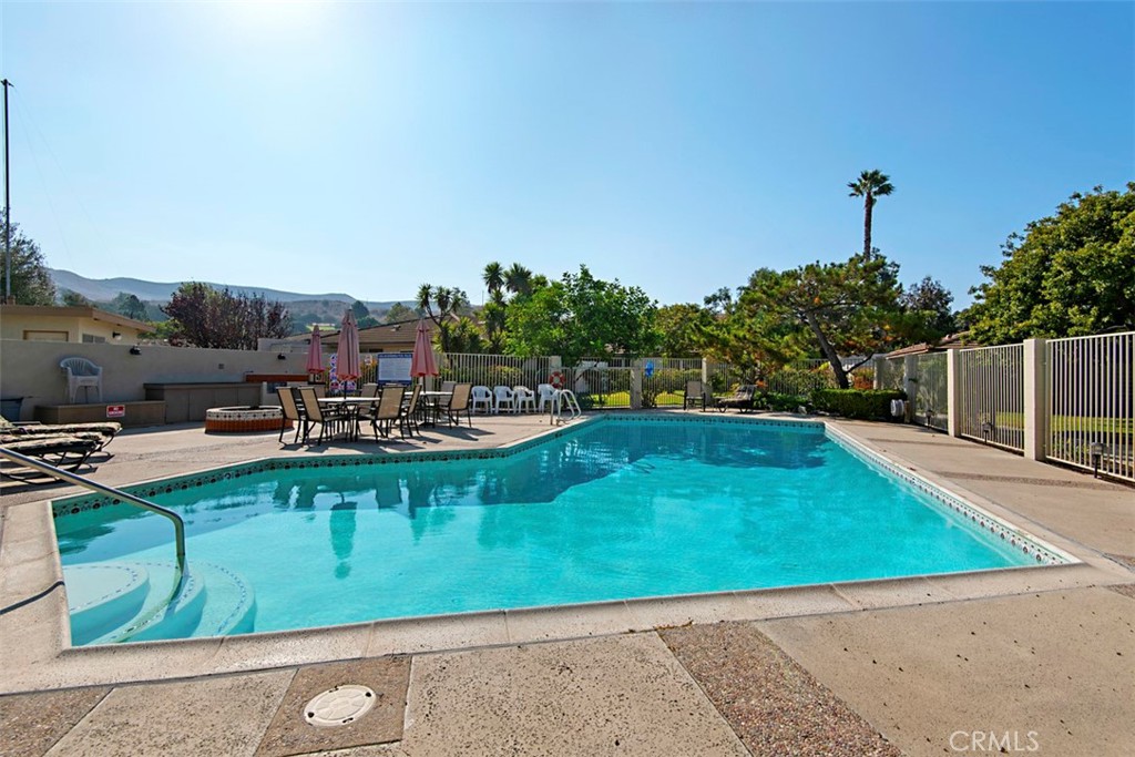 27121 Via Chiquero C