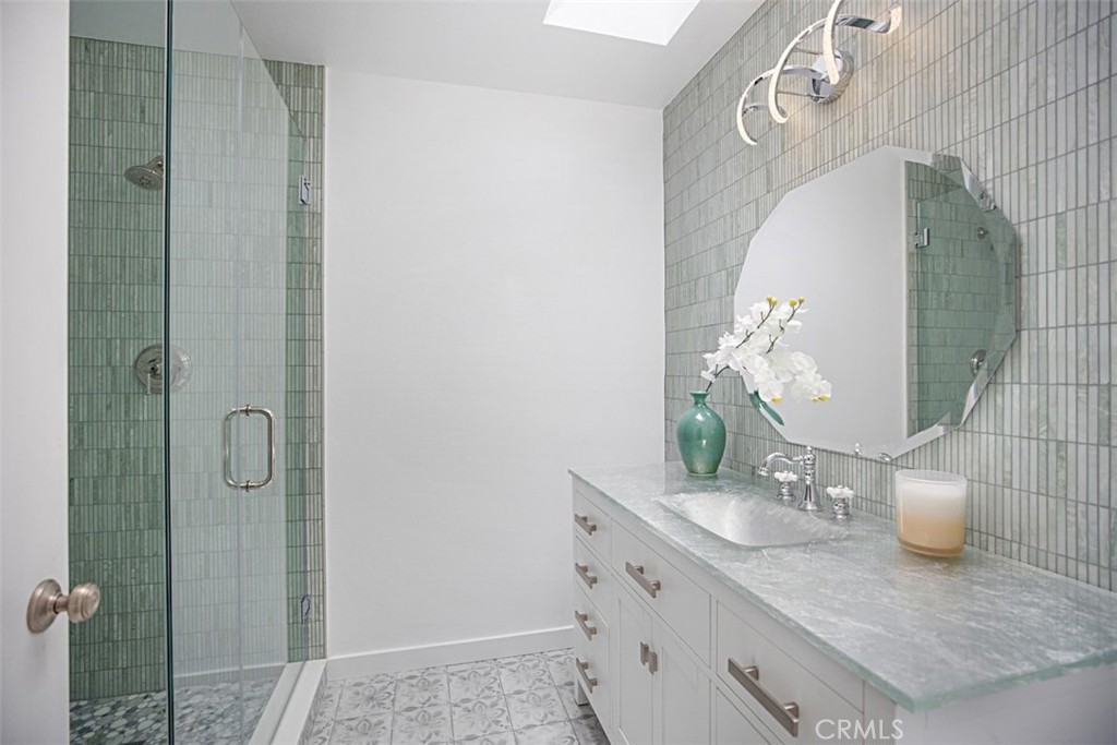 27121 Via Chiquero C