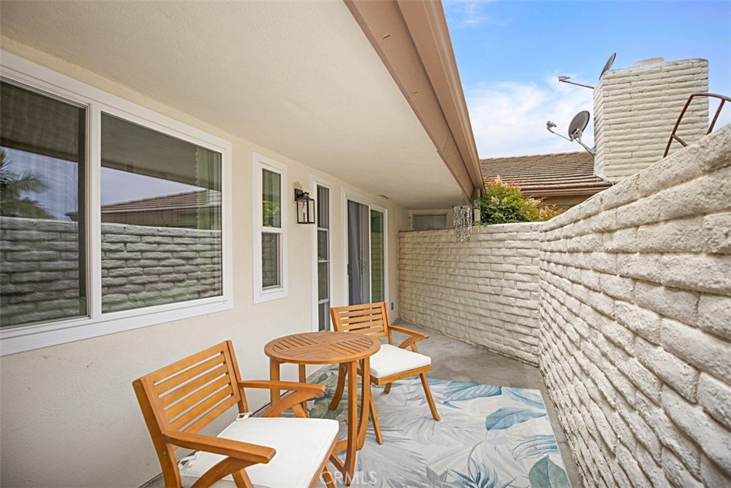 27121 Via Chiquero C