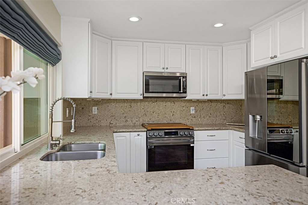 27121 Via Chiquero C