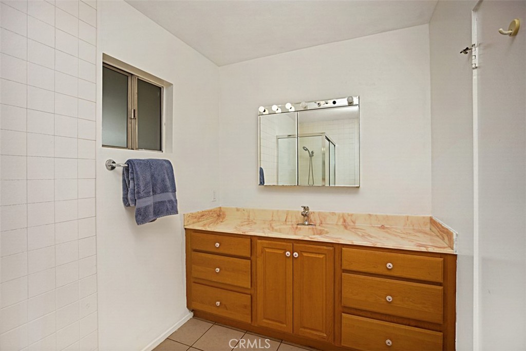 27262 Via Callejon B