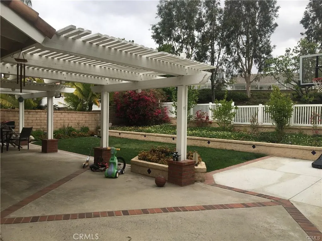 17365 Summer Oak Place