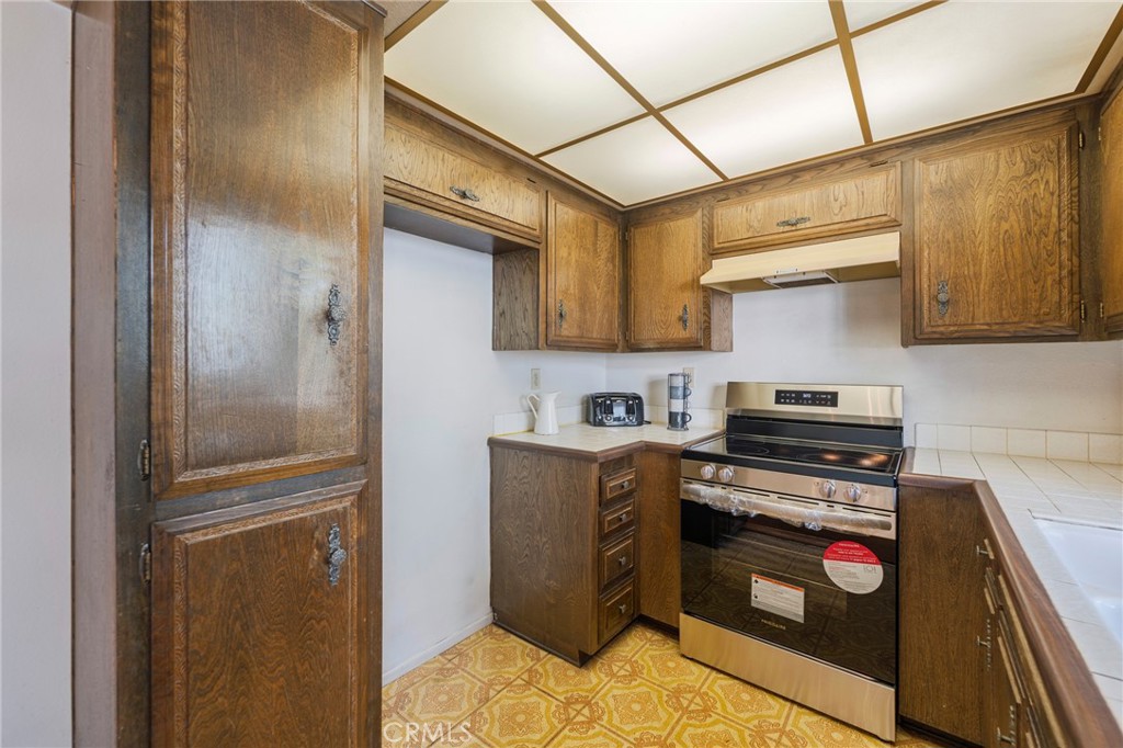 400 S Flower Street 170