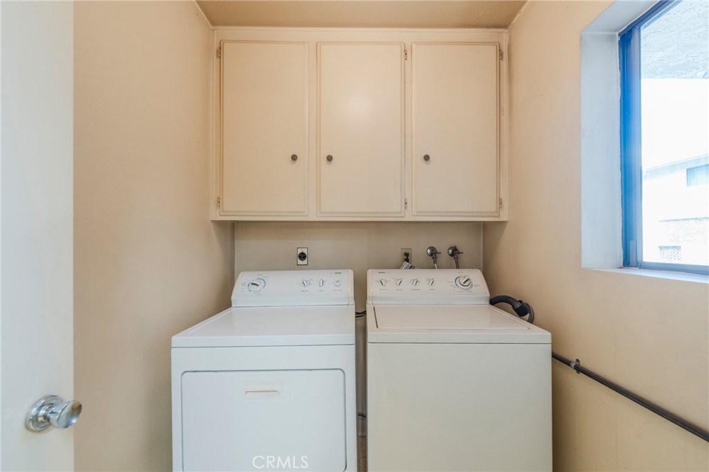 400 S Flower Street 170