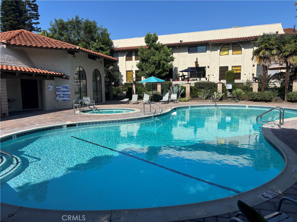 400 S Flower Street 170