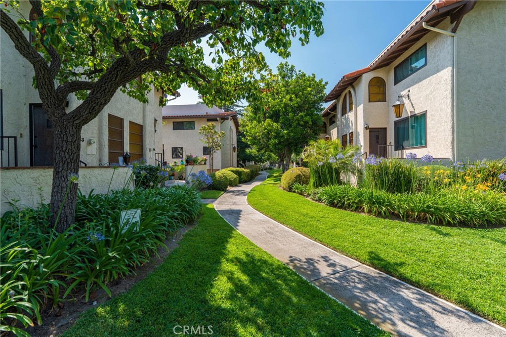 400 S Flower Street 170