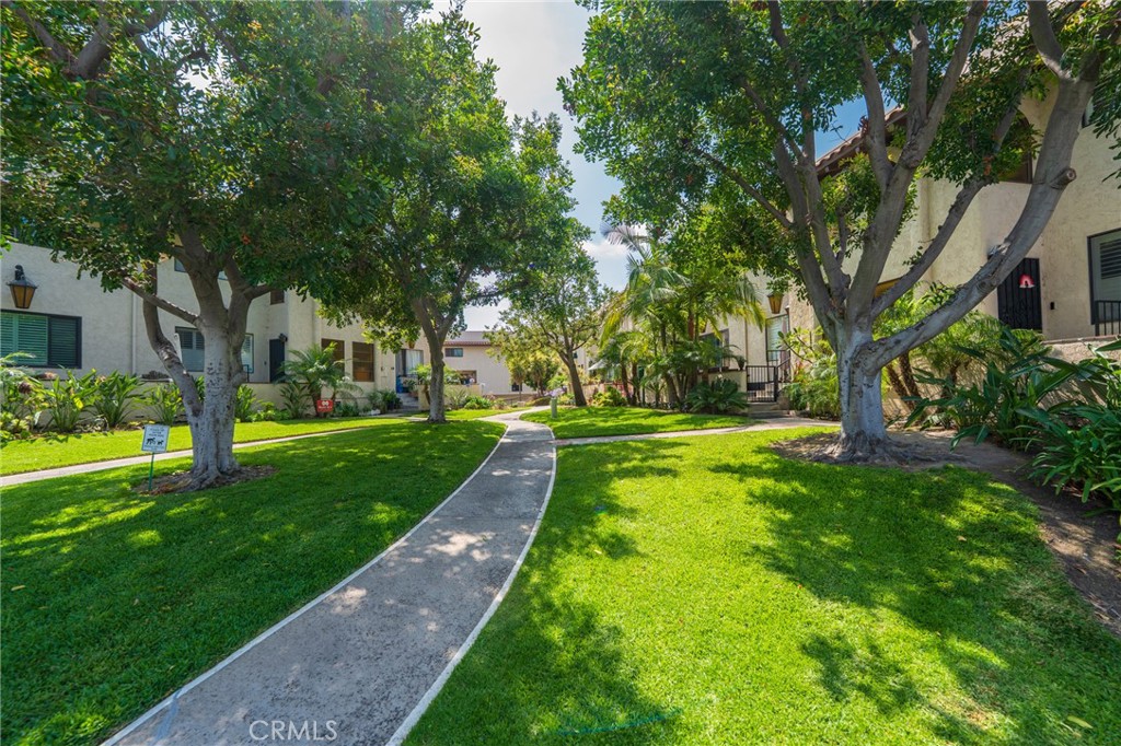 400 S Flower Street 170