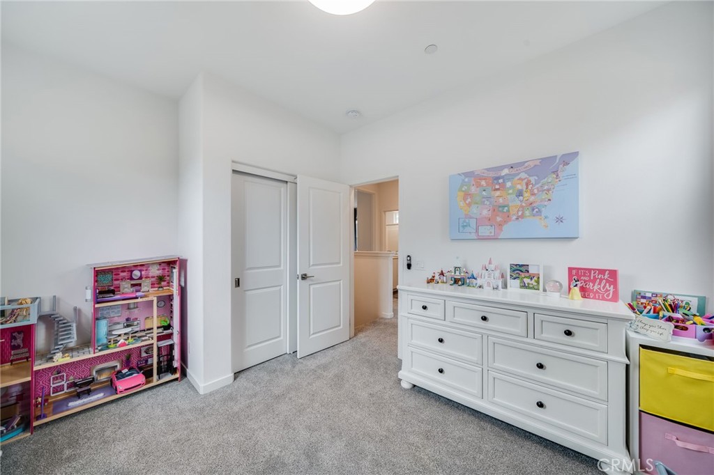 7452 Desert Holly Street