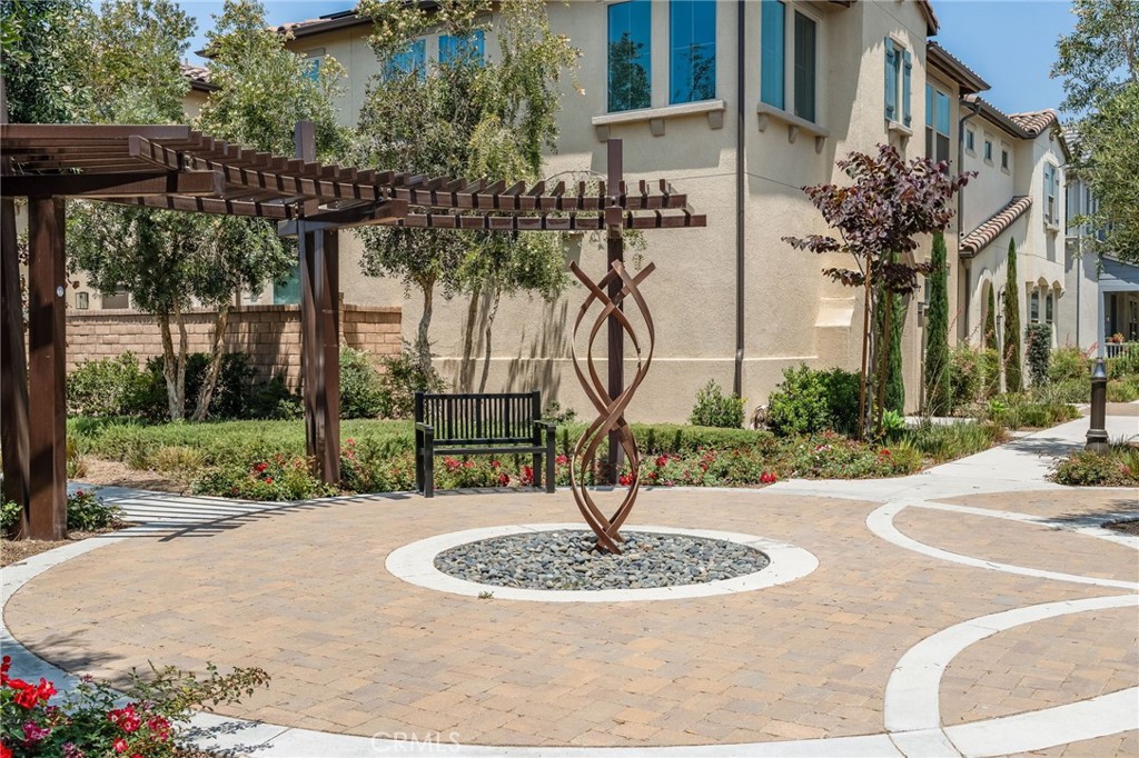 7452 Desert Holly Street