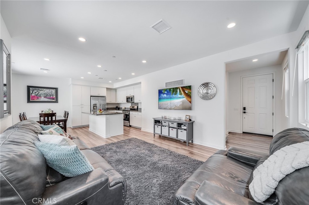 7452 Desert Holly Street