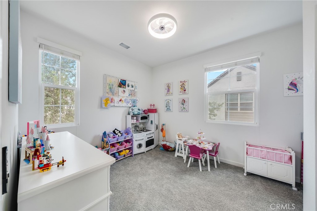 7452 Desert Holly Street