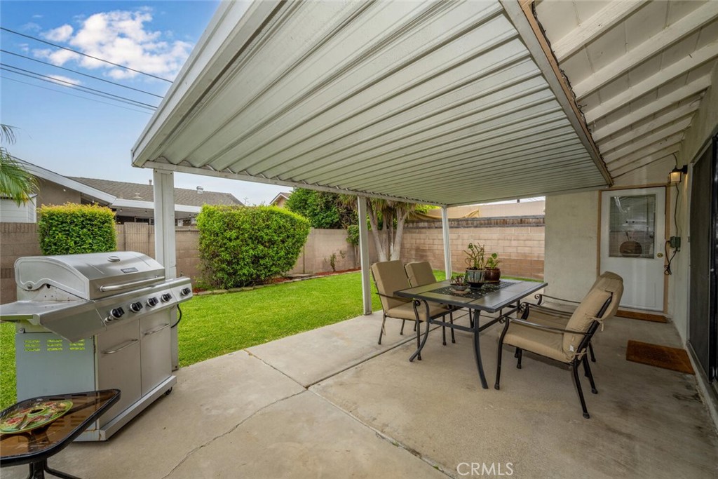 6272 Hooker Drive