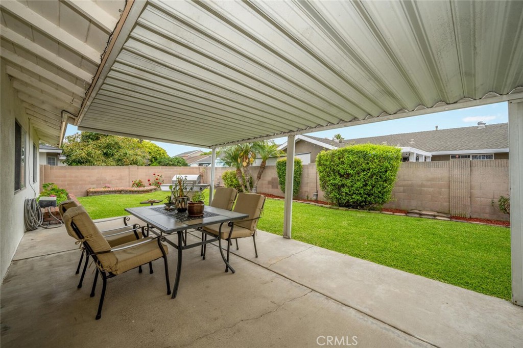 6272 Hooker Drive