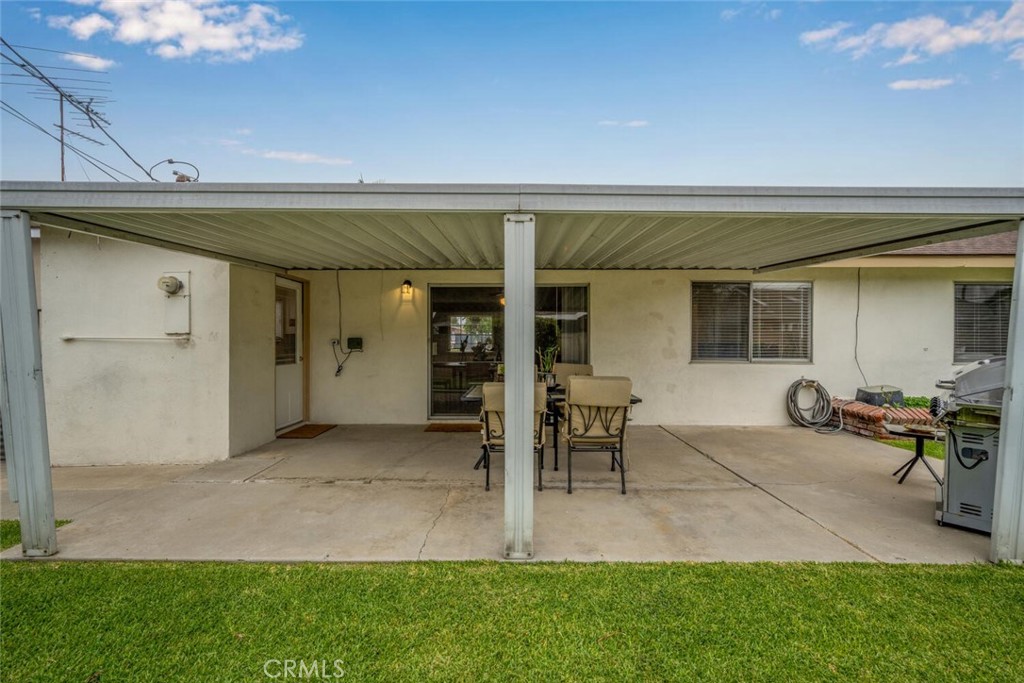 6272 Hooker Drive