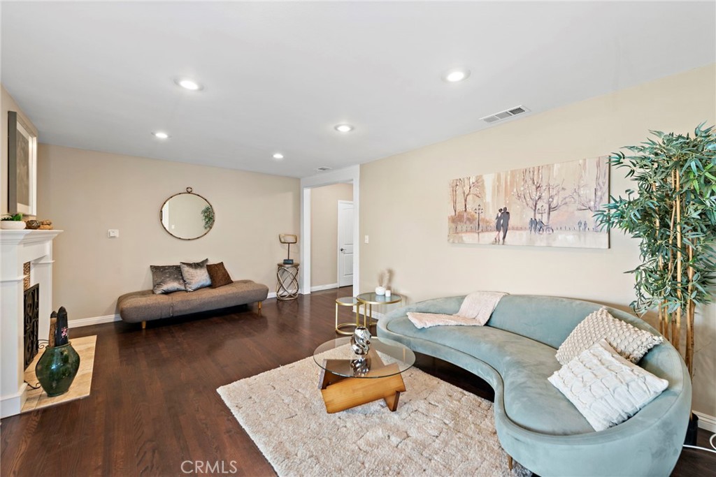 325 Sunrise Street