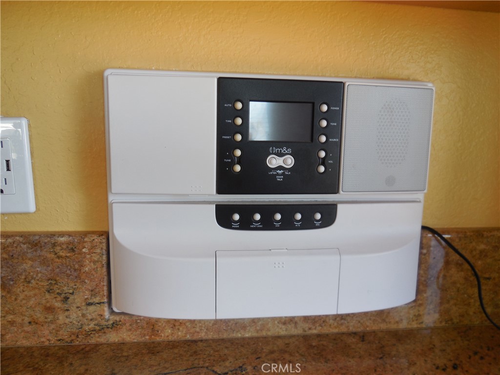 124 Avenida Presidio 13