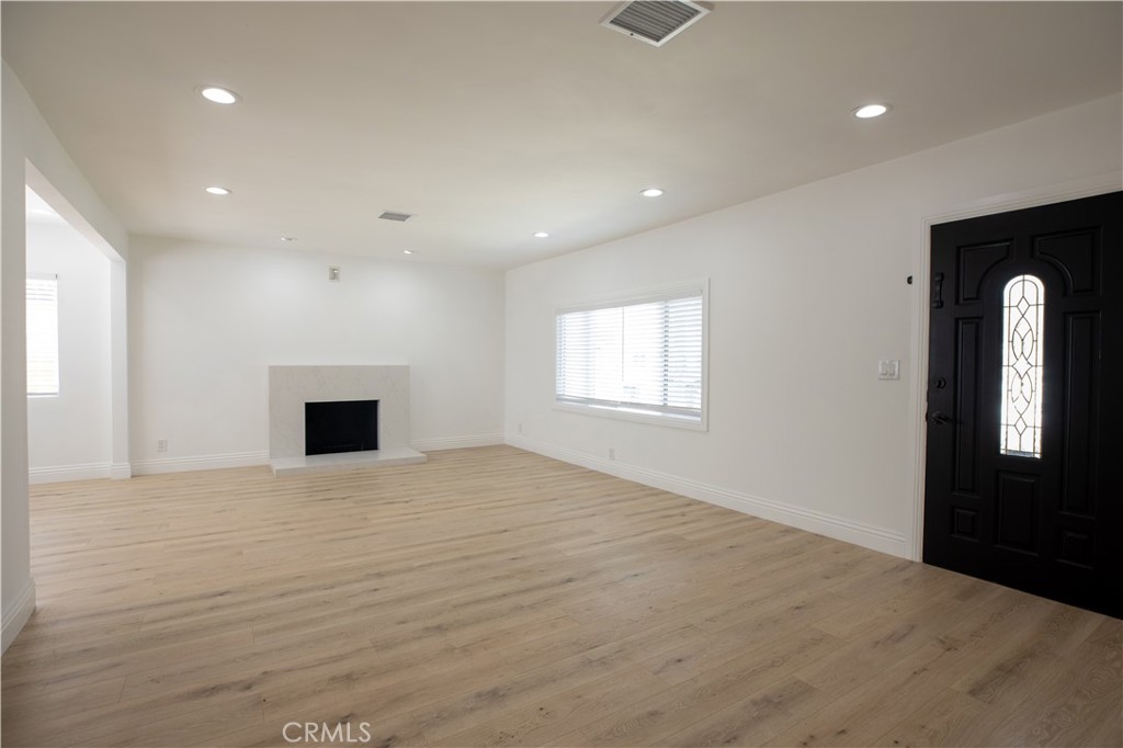 1016 N Wanda Drive