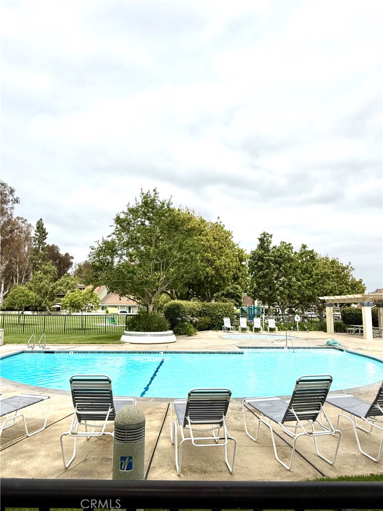 44 Clearbrook