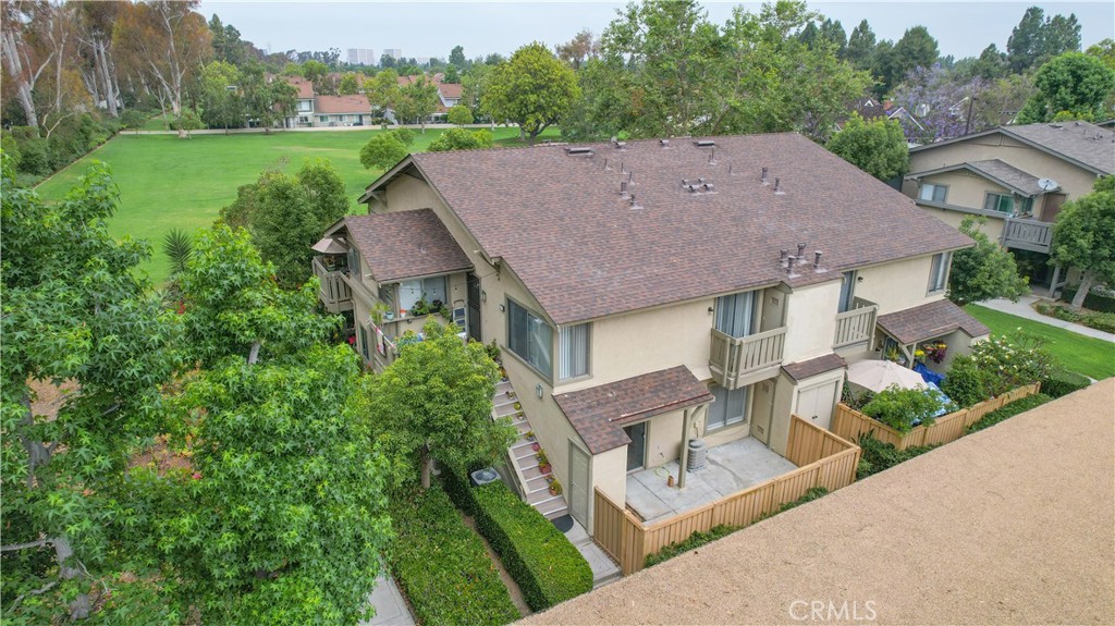 44 Clearbrook