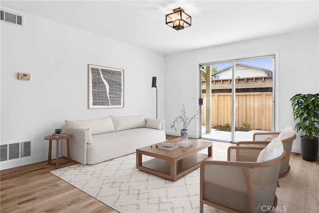 44 Clearbrook