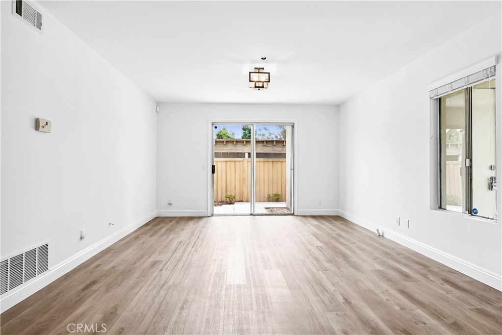 44 Clearbrook