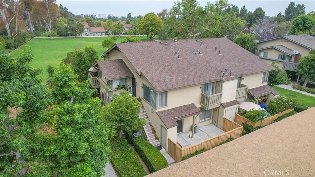 44 Clearbrook